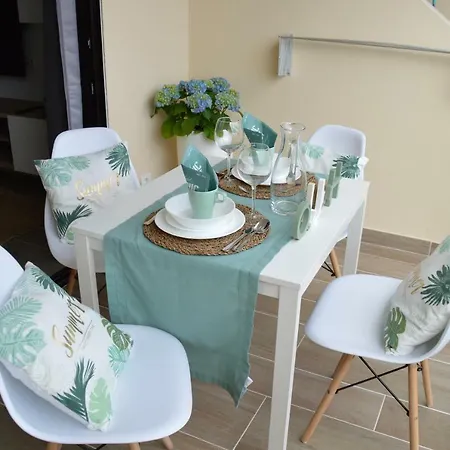 New Luxury Duplex Castle Harbour Cristianos Apartmán *
