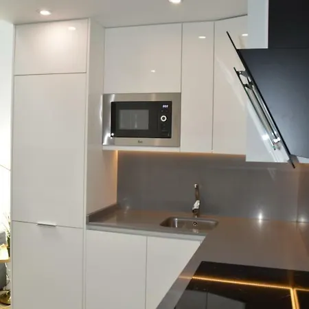 New Luxury Duplex Castle Harbour Cristianos 洛斯克里斯蒂亚诺斯